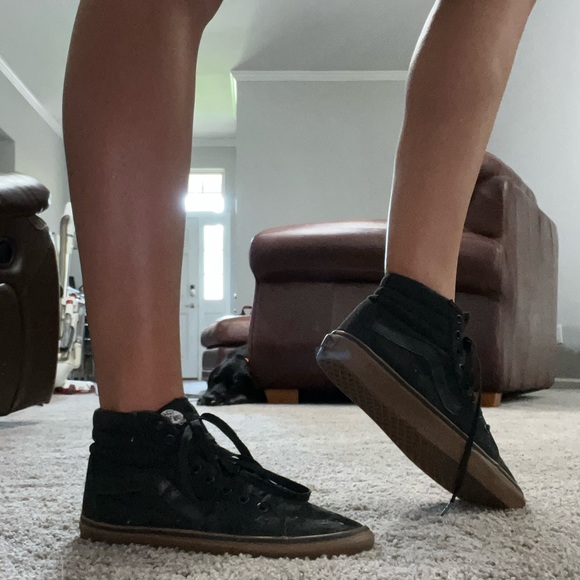 EUC Black Lace Up High Top Vans Sneakers - Picture 2 of 7